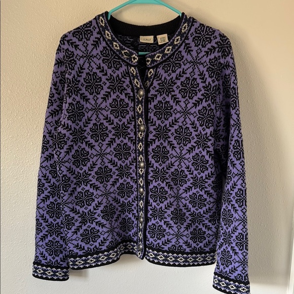 Vintage L.L. Bean Snowflake Cardigan Sweater Fair Isle Purple Black Medium - Picture 1 of 8